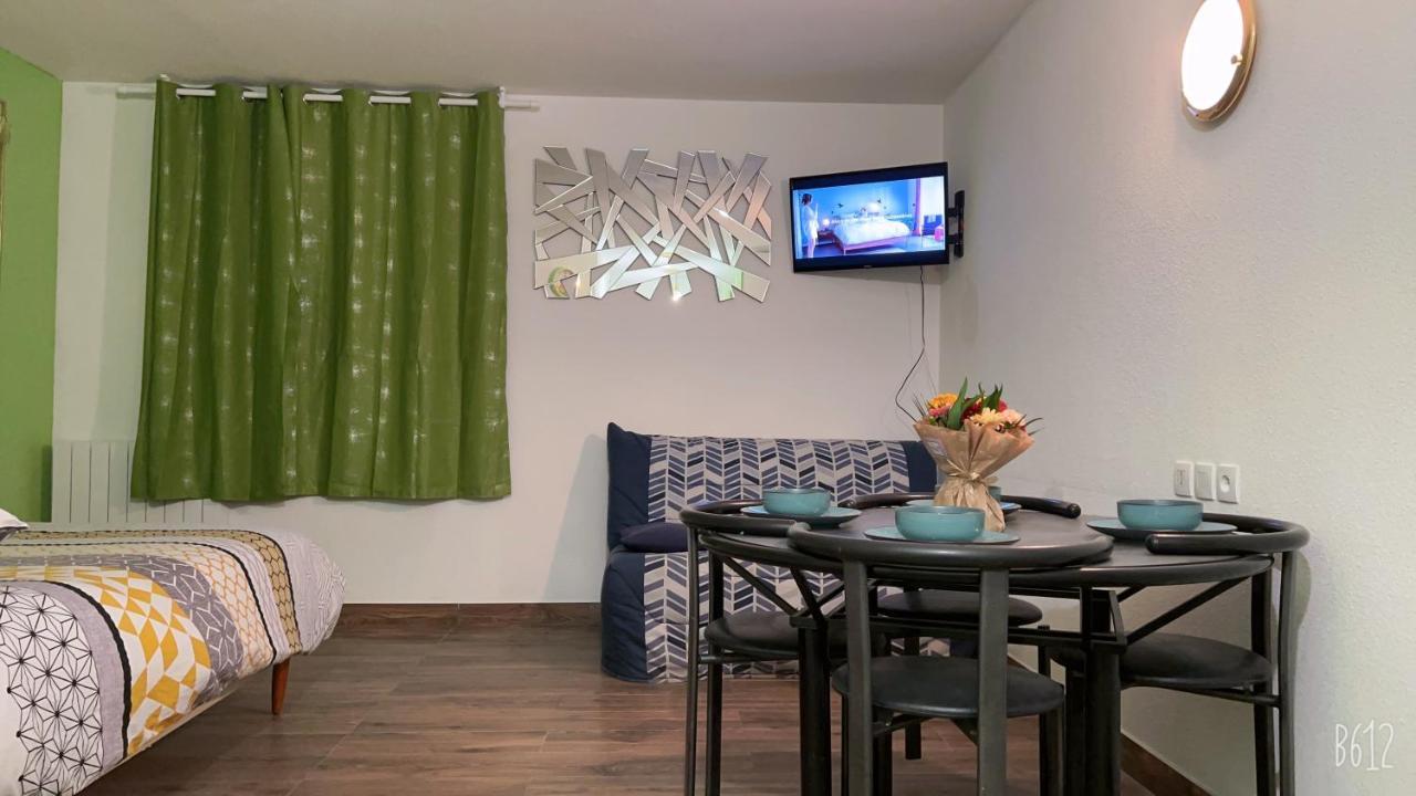 Appartement Futuroscope-P' シャッスヌイユ・デュ・ポワト エクステリア 写真