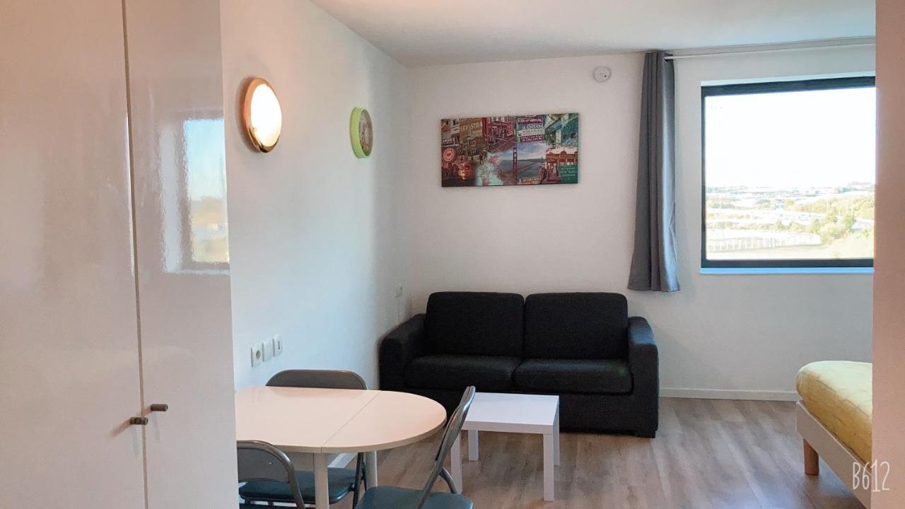 Appartement Futuroscope-P' シャッスヌイユ・デュ・ポワト エクステリア 写真